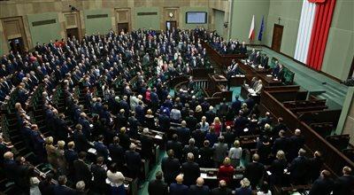Sejm znowelizował budżet na 2015 r. oraz ustawę okołobudżetową. Opozycja krytykuje