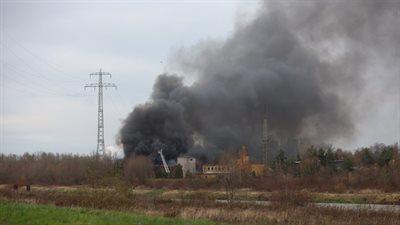 Pożar magazynu z odpadami w Kędzierzynie-Koźlu. Prezydent miasta uspokaja mieszkańców