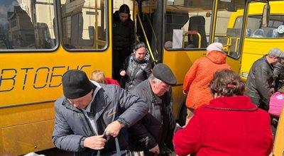 Ewakuacja mieszkańców na wschodzie Ukrainy. Lada moment spodziewana ofensywa w Donbasie