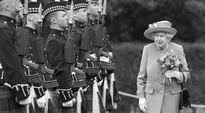 Żegnamy brytyjską królową. "Mało kto pamięta świat bez Elżbiety II"