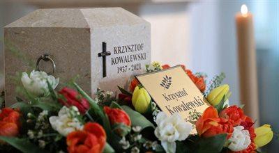Ostatnie pożegnanie Krzysztofa Kowalewskiego. "Na zawsze pozostanie w naszej pamięci"