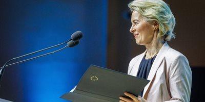 Parlament Europejski przyjął pakt migracyjny. Ursula von der Leyen: to historyczny dzień
