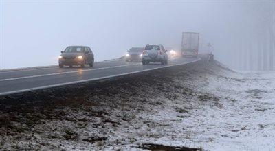 GDDKiA: drogi krajowe przejezdne, ale śnieg, deszcz i mgły mogą utrudnić podróż kierowcom