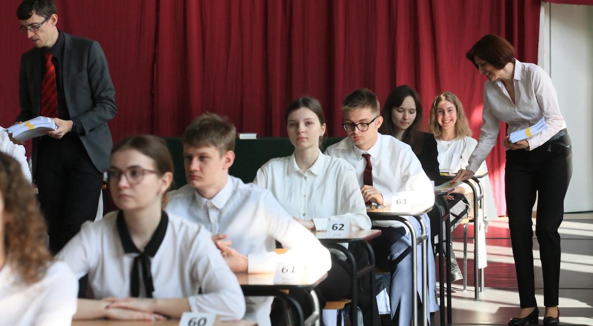 Matury 2022. Nauczyciel podchodzi do egzaminu razem ze swoimi uczniami