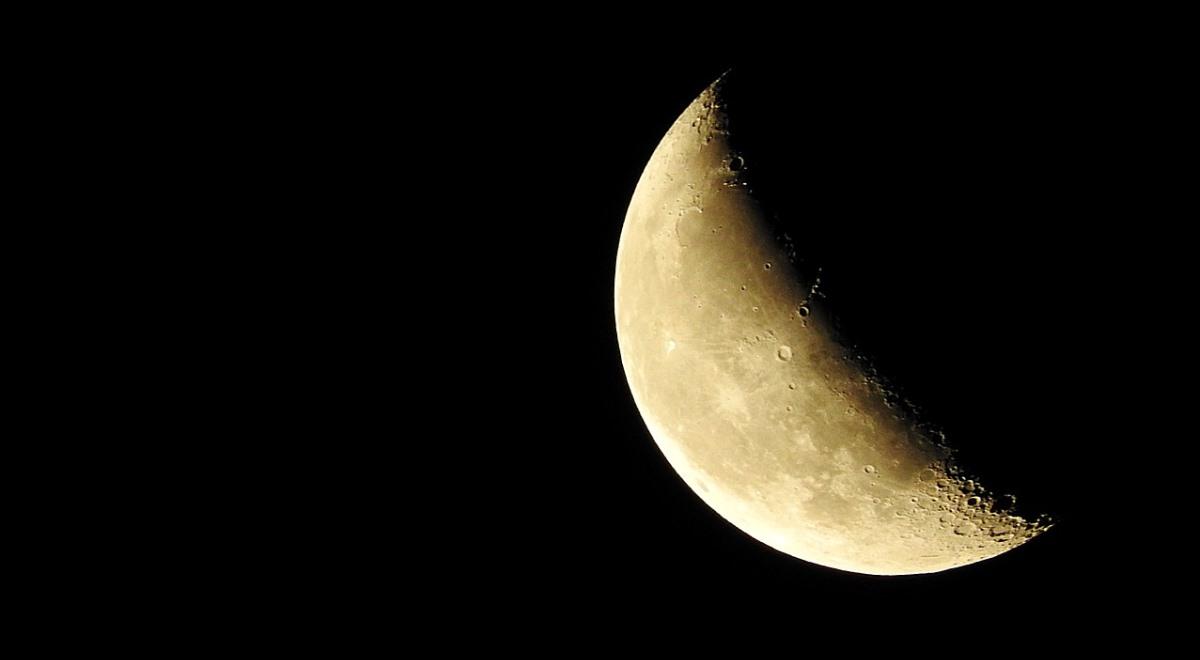 Co wiemy o ciemnej stronie Księżyca?