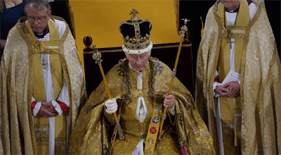 Dr hab. Lewandowski: zdecydowano się zachować mistycyzm koronacji Karola III