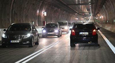 Świnoujście: blisko 2,5 mln pojazdów przejechało tunelem w ciągu pół roku