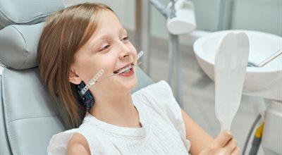 Aparat na zęby. Kiedy powinniśmy udać się na pierwszą wizytę do ortodonty?
