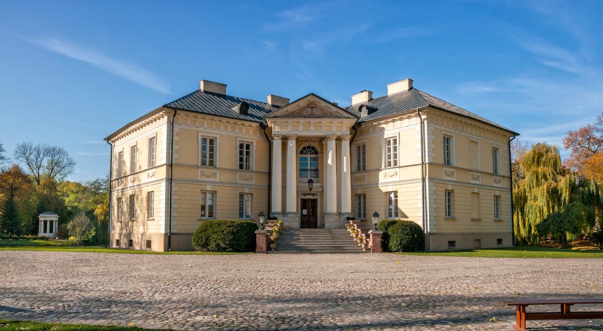 Pałac w Dobrzycy – Muzeum Ziemiaństwa w Wielkopolsce